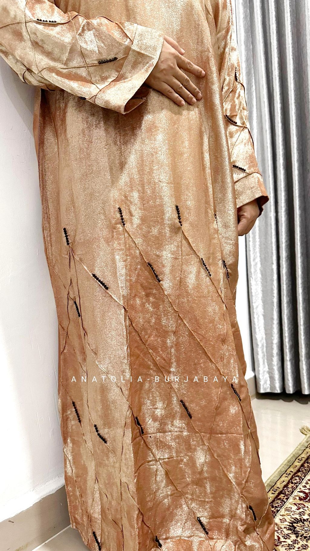 brick abaya