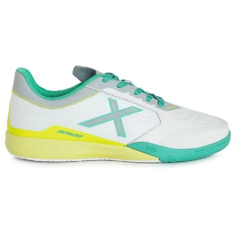 photo_6093385496181541793_x