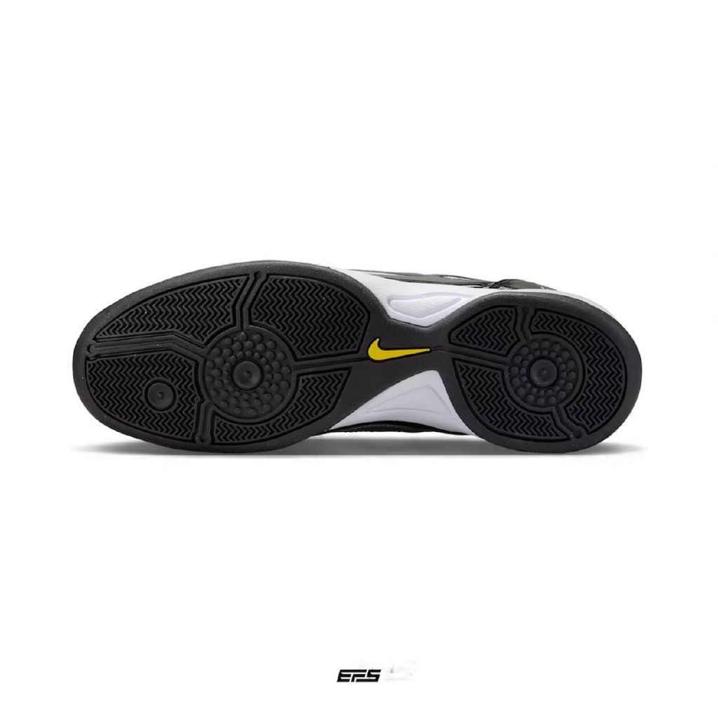 photo_6113994858096692062_y