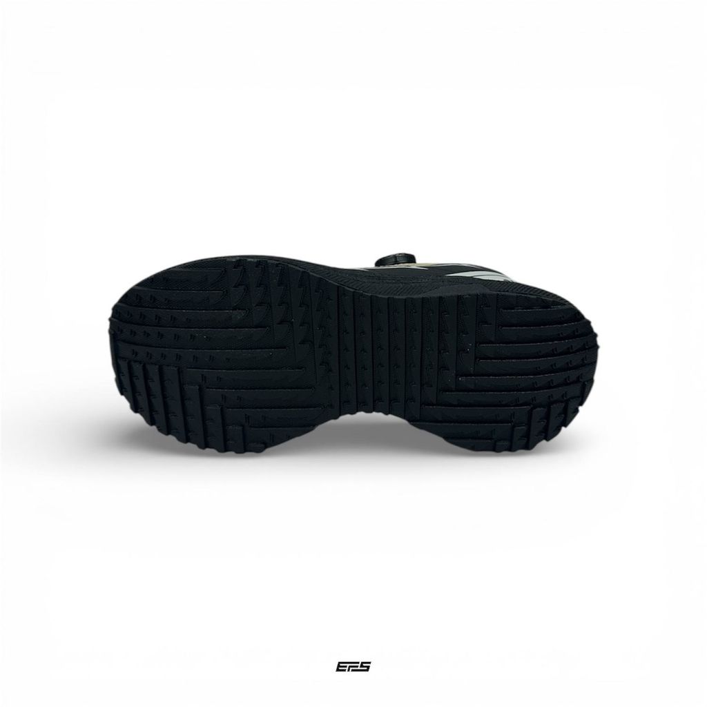 photo_6181597505896778909_w