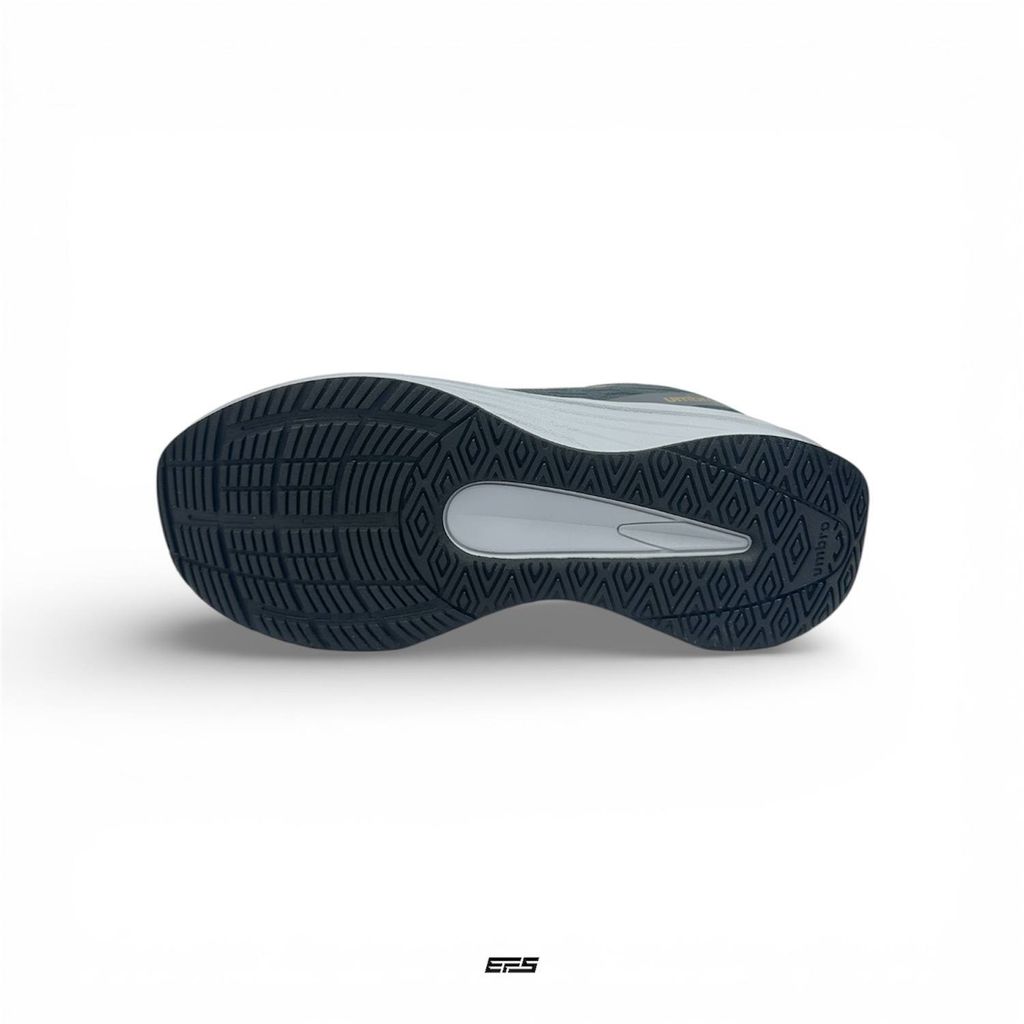 photo_6181597505896778885_w