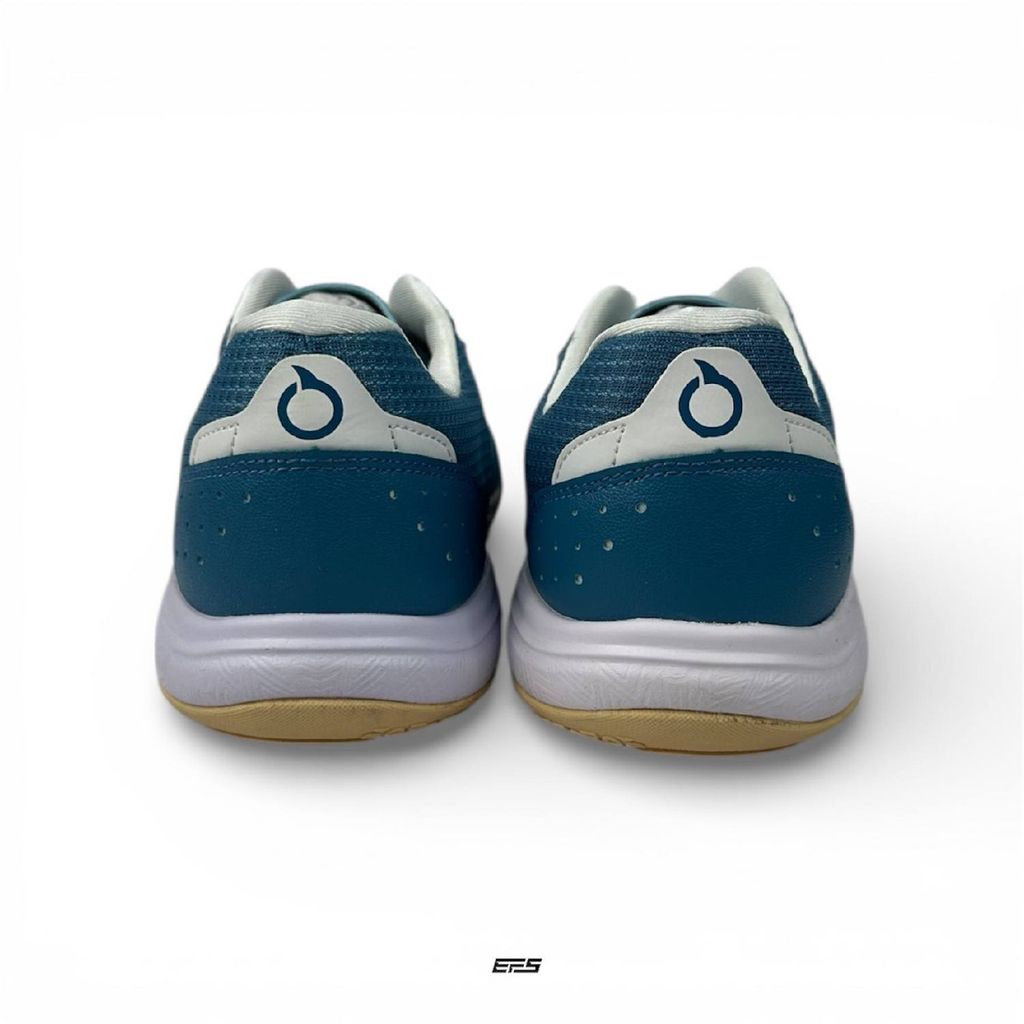 photo_6244696335026162488_y