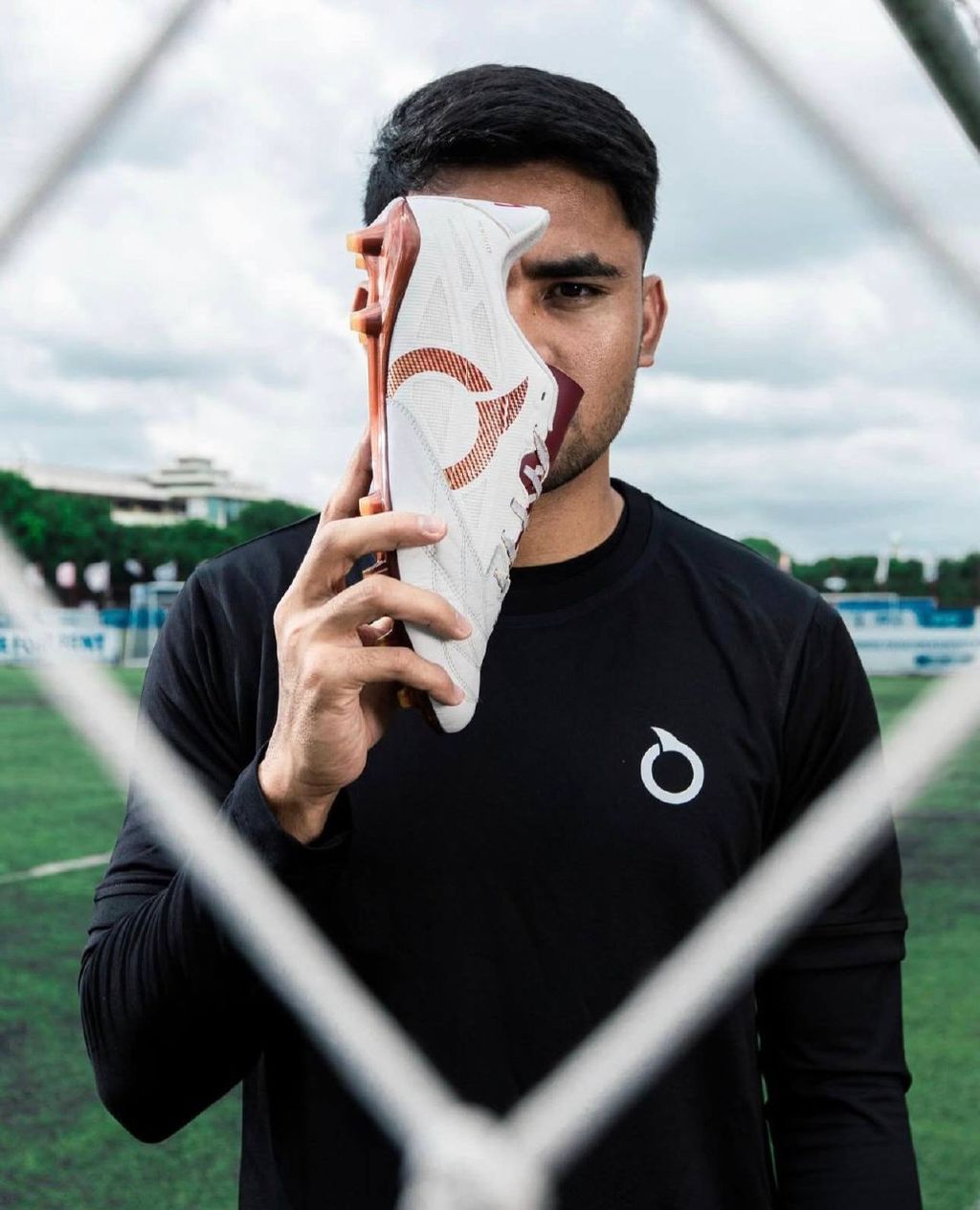 photo_6260123501071109688_y