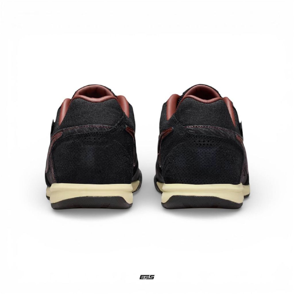 photo_6262375300884794133_y