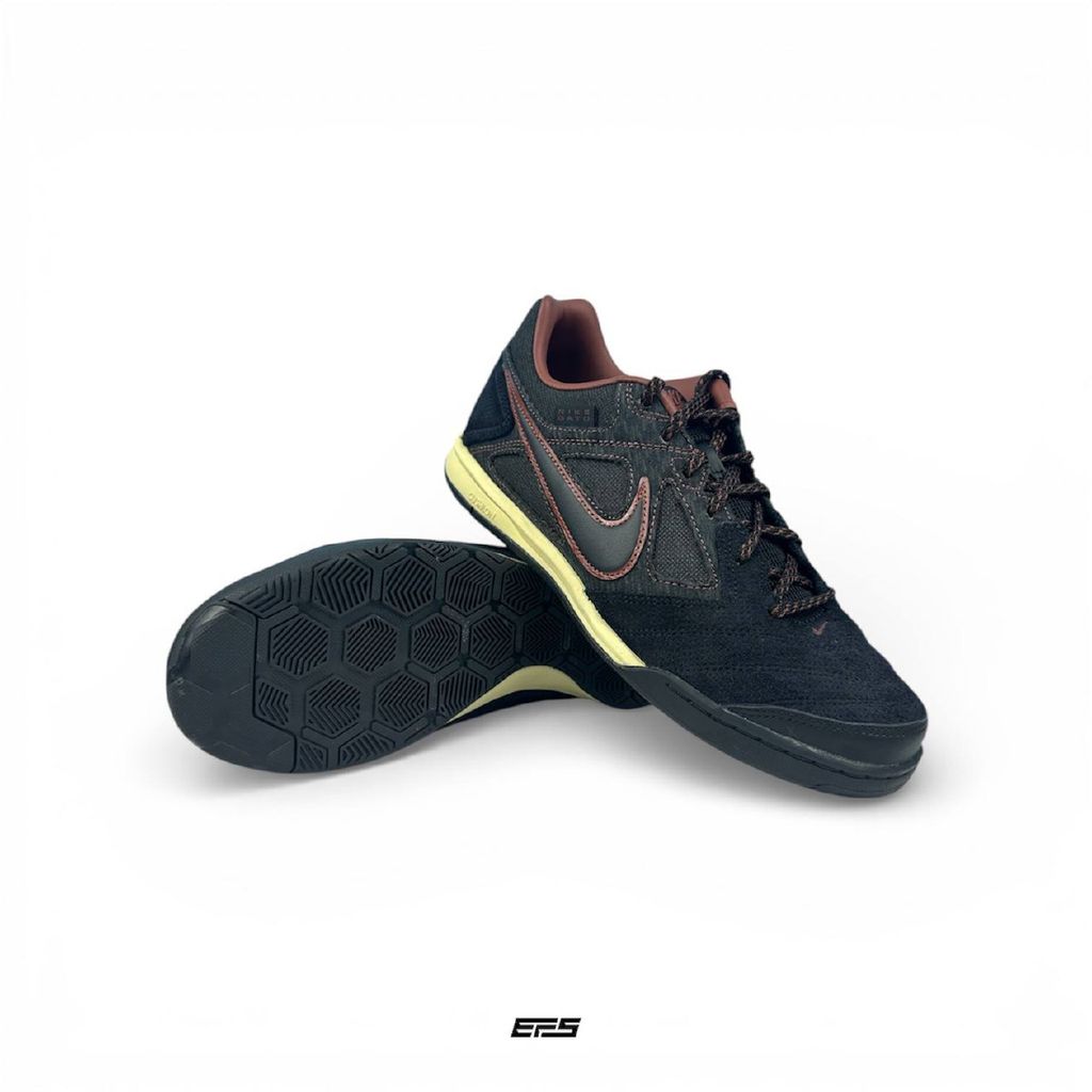 photo_6262375300884794146_y