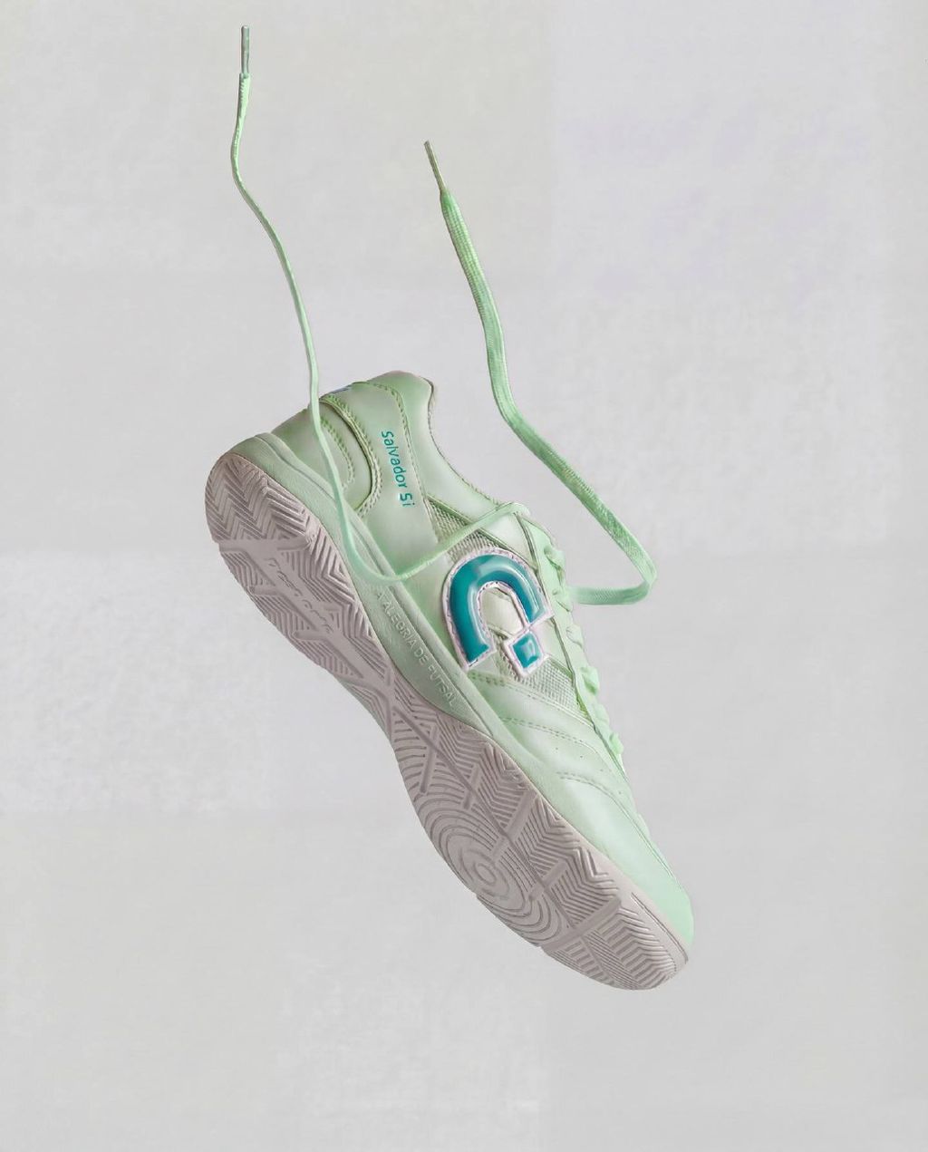 photo_6267300743610043608_y