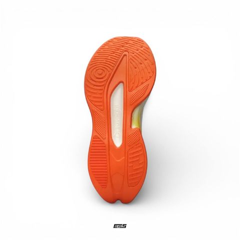 photo_6064249524672204338_y