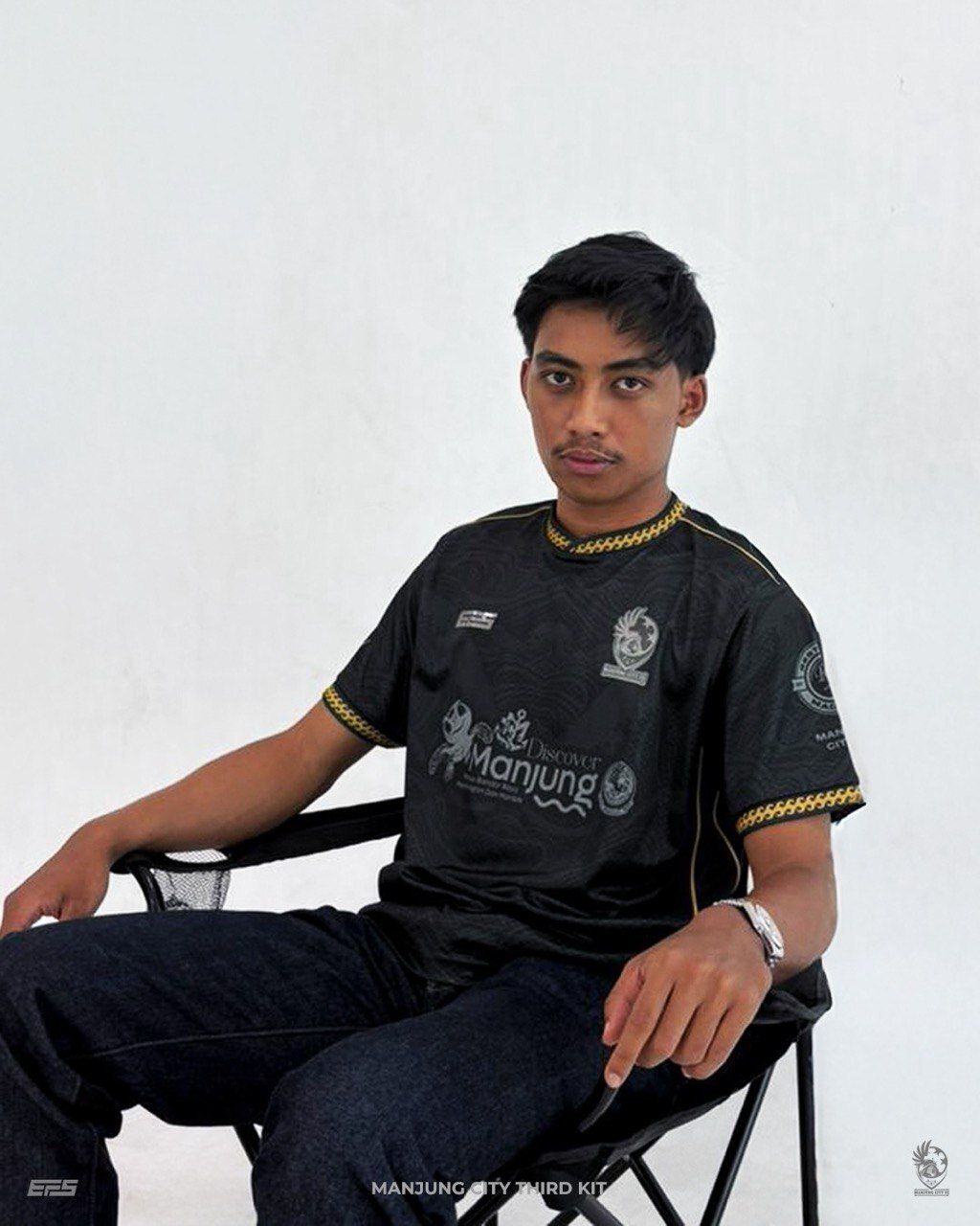 photo_6095824745547894546_y