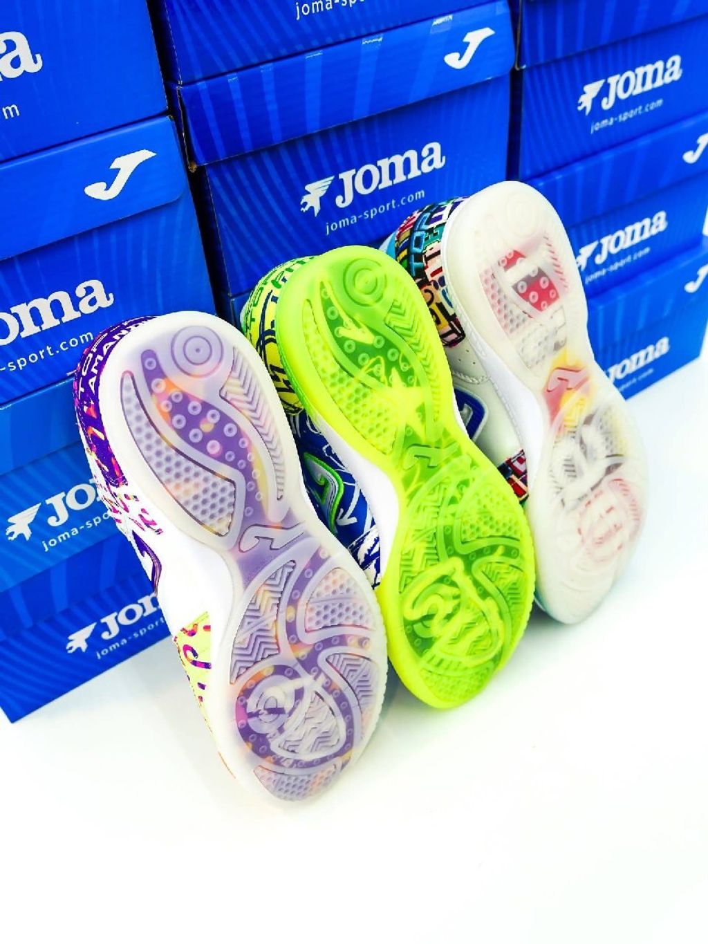 photo_6136324813975391800_y