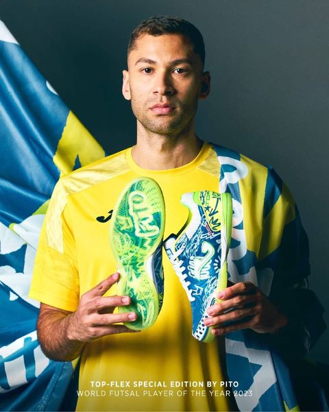 photo_6136324813975391770_y