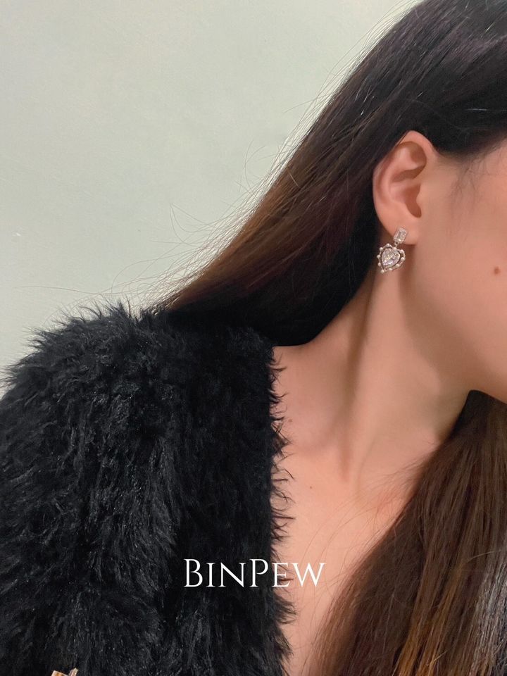 LINE_ALBUM_113-3_240301_26