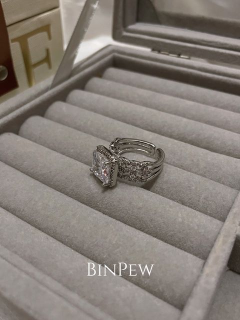 LINE_ALBUM_113.7_240701_17