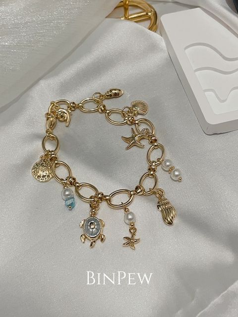 LINE_ALBUM_202410_241001_10