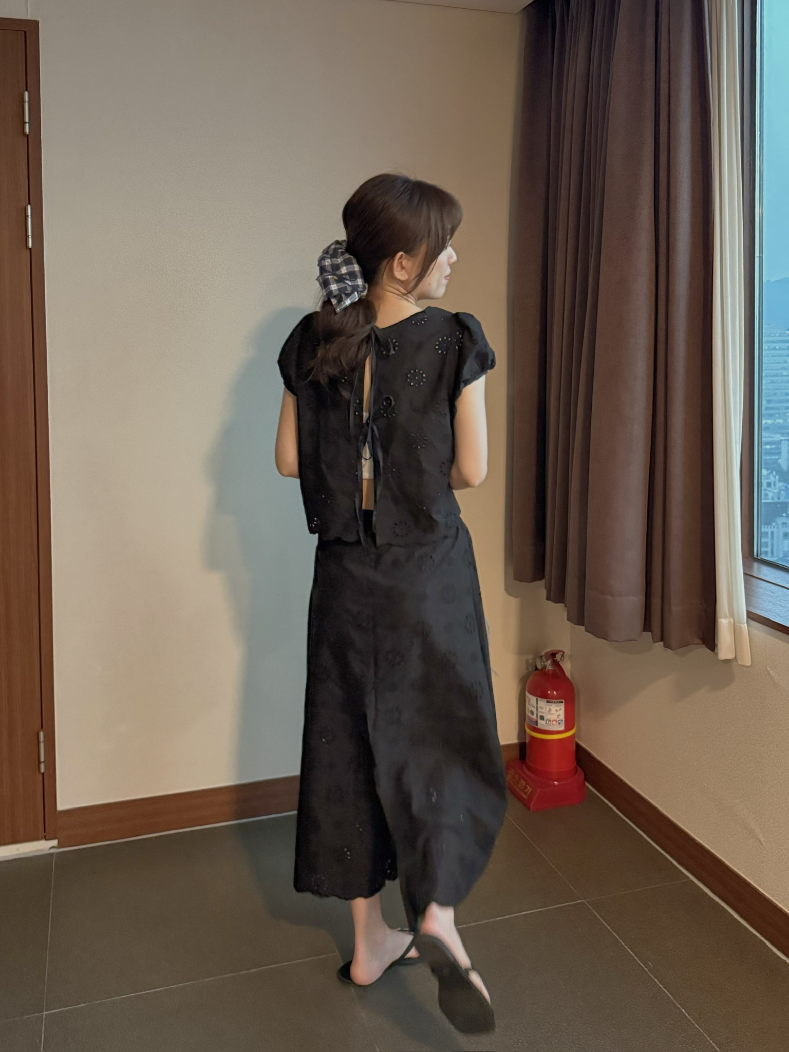 664E005C-4D9B-45DC-806F-655F79DBE8F1_1_102_a