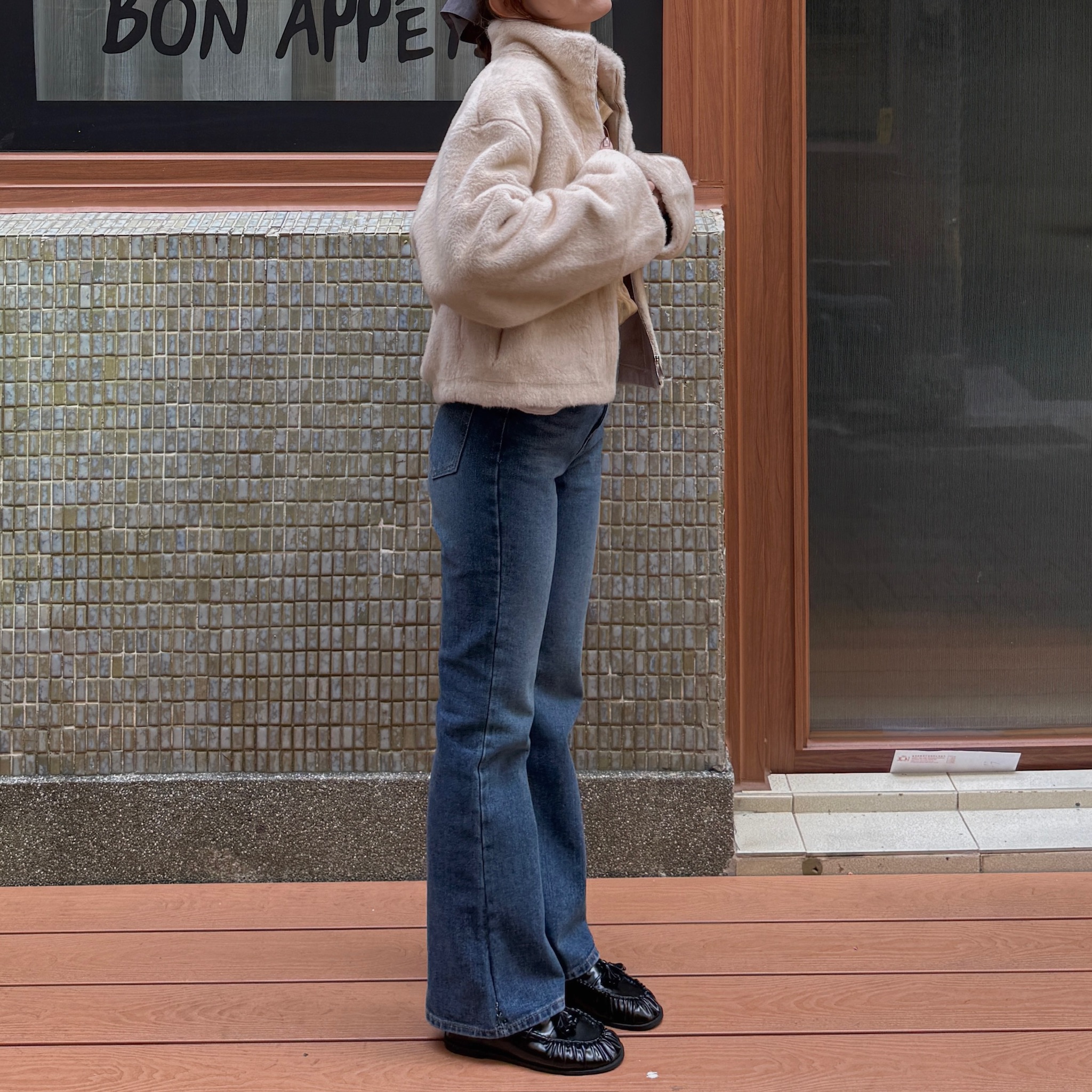 9C9CC80B-0D02-4861-AE05-F1BBF8779975