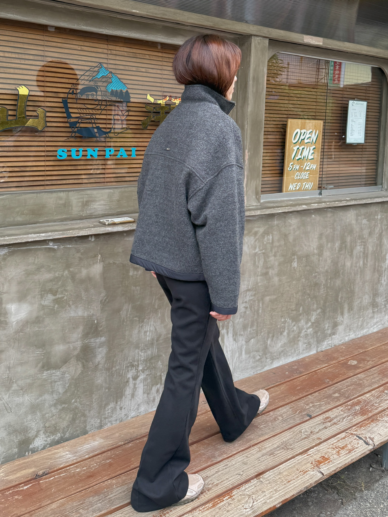 8AB1BF66-A0C3-4618-BE0F-F12B9F1475D4