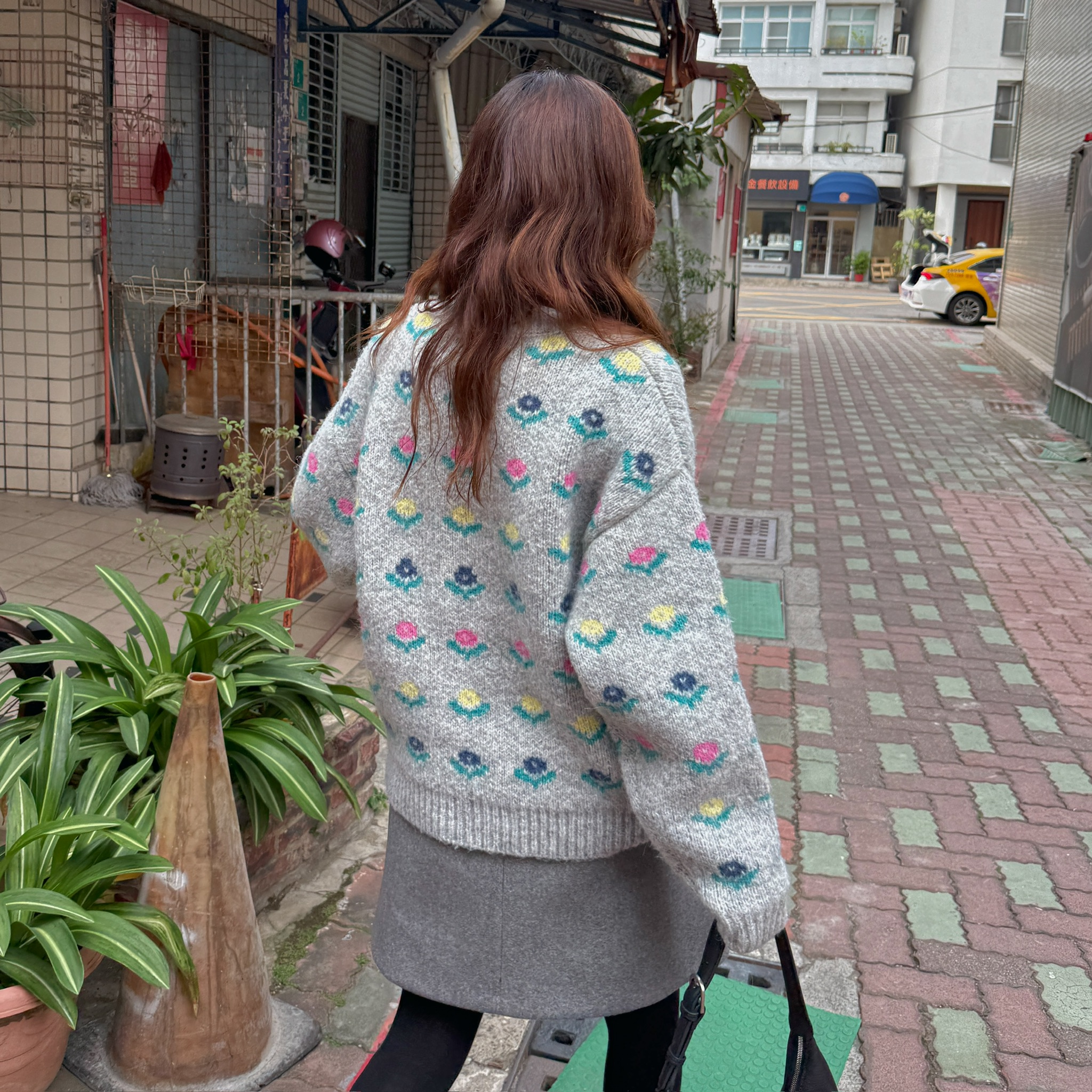 8FC23170-8742-43B5-9A14-8800E1D33A79