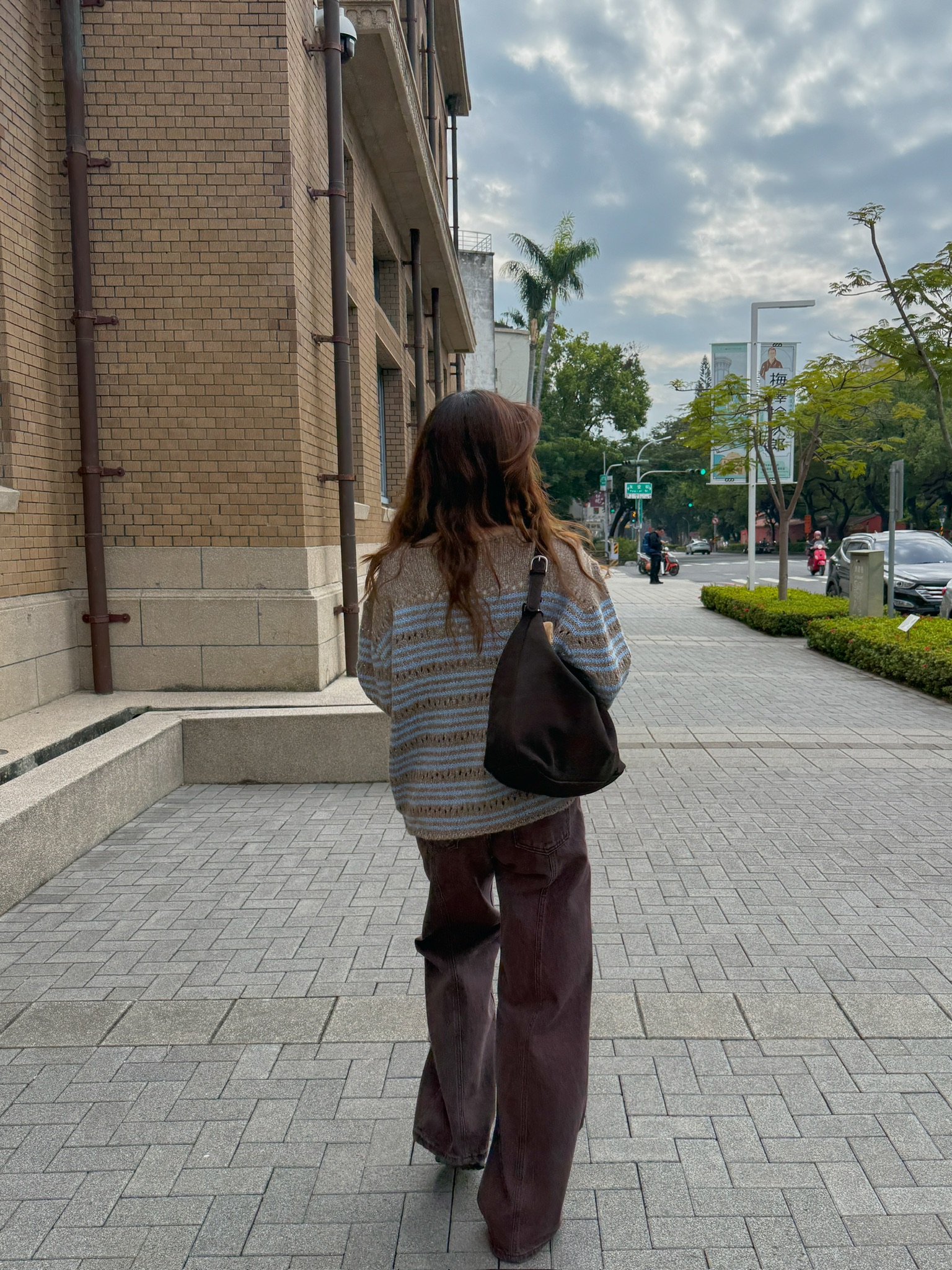 DEC1C7C9-240D-4554-9668-1A344925B483