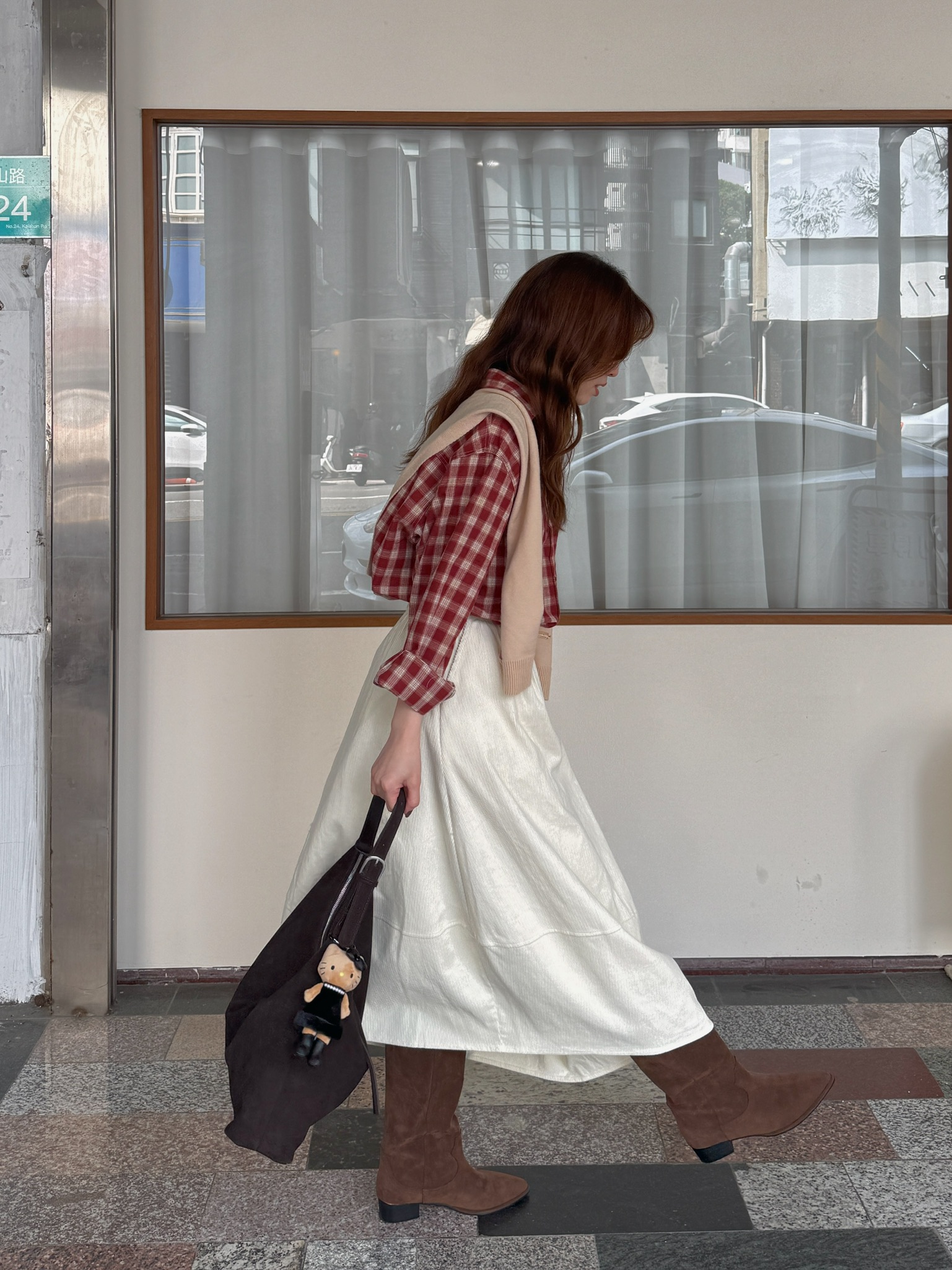 5C07DC71-5AD3-4FBD-9BB0-100901EE7237