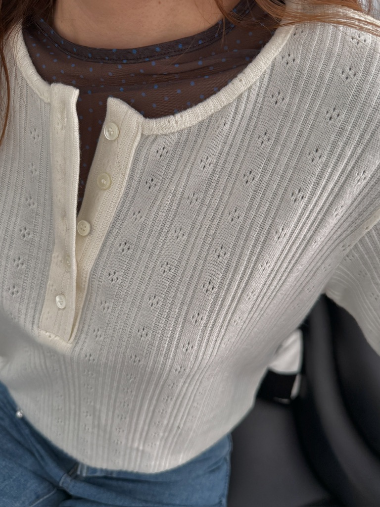 052A2CDB-E357-4943-8A93-0A259F199261_1_105_c