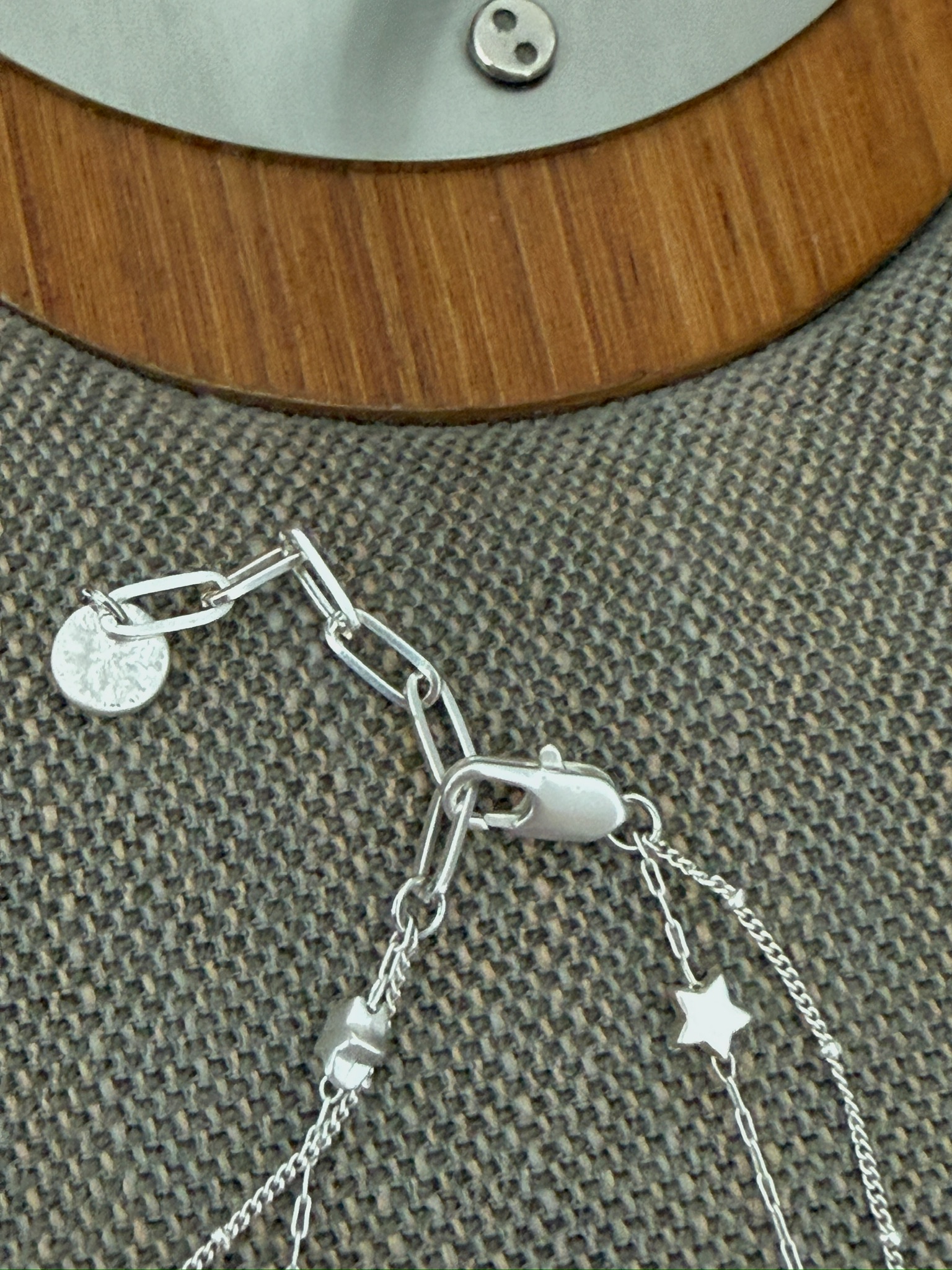 18D5D8E8-CC30-43E7-ADF2-41E3762F3BD8_1_102_a