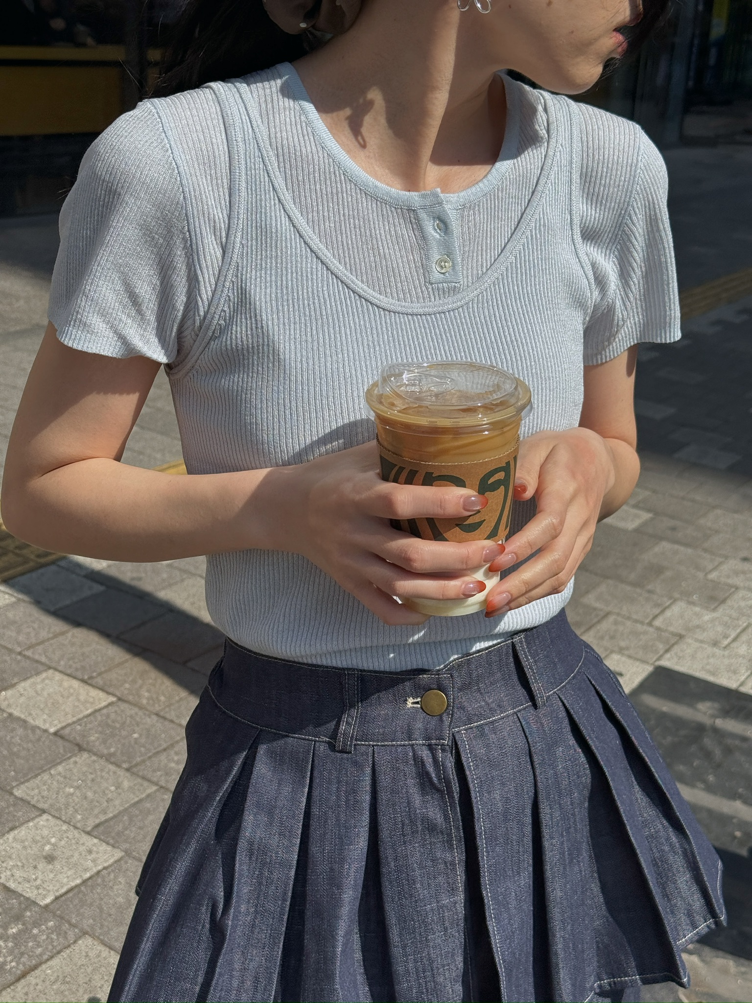 2E052C03-6547-4AED-AFB1-41463EA78604_1_102_a