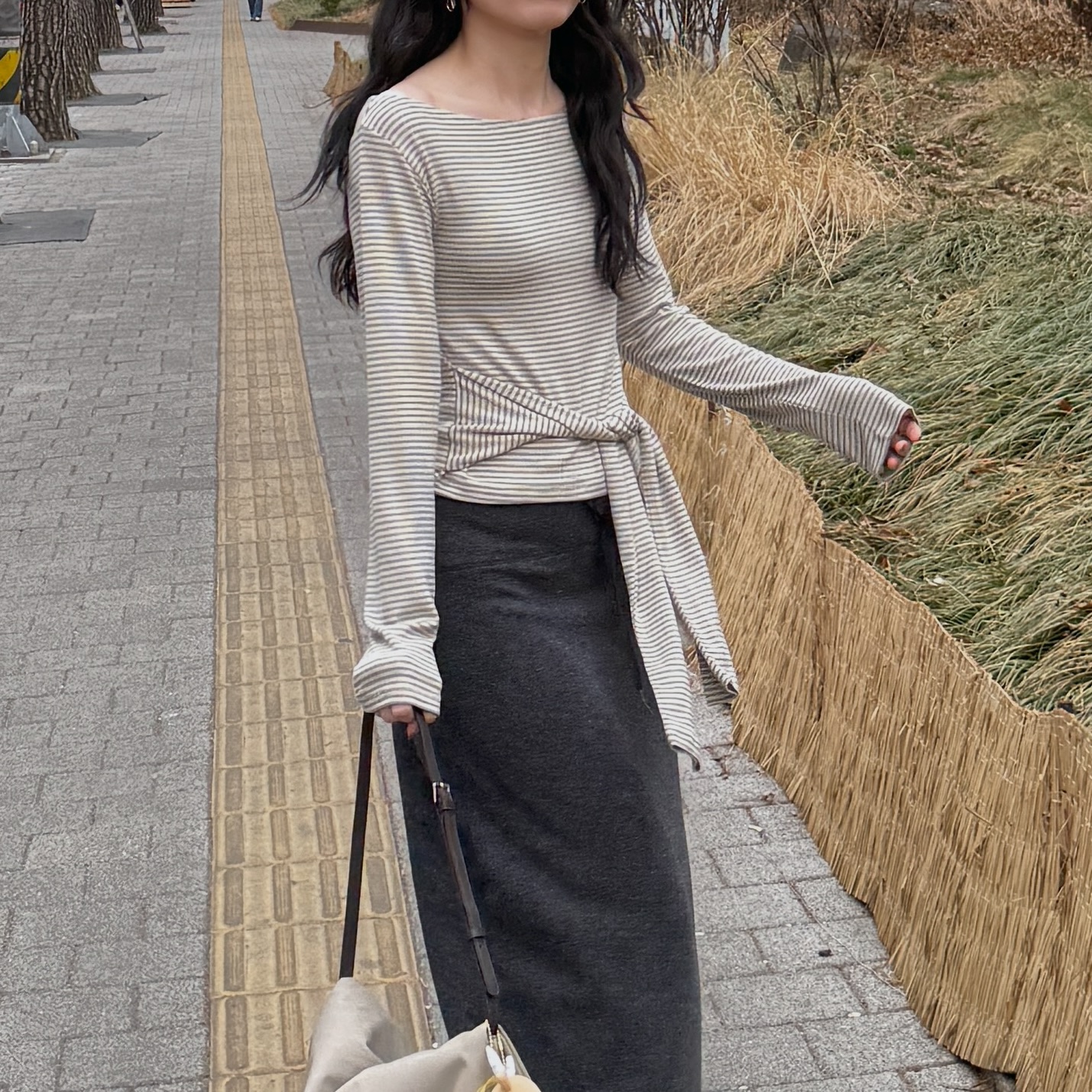 DF19BFB4-2658-42FB-9EE7-9A2D93DE51E8_1_201_a