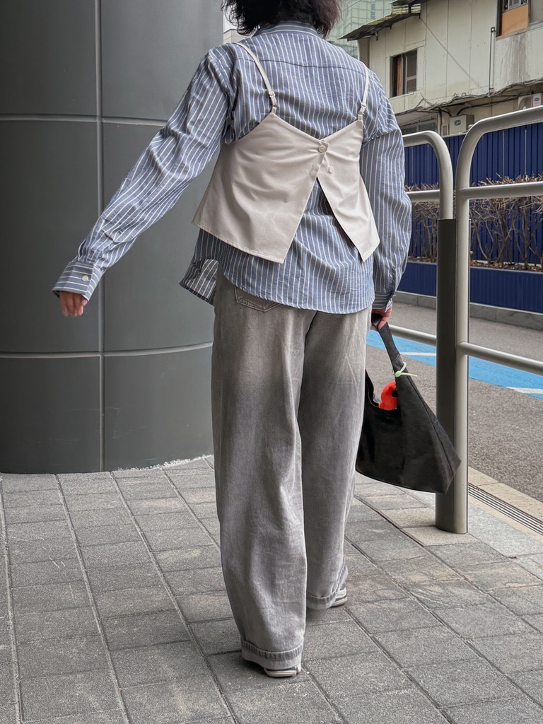 5B31F4B0-4831-4EFC-A7D1-686F5655929F_1_105_c