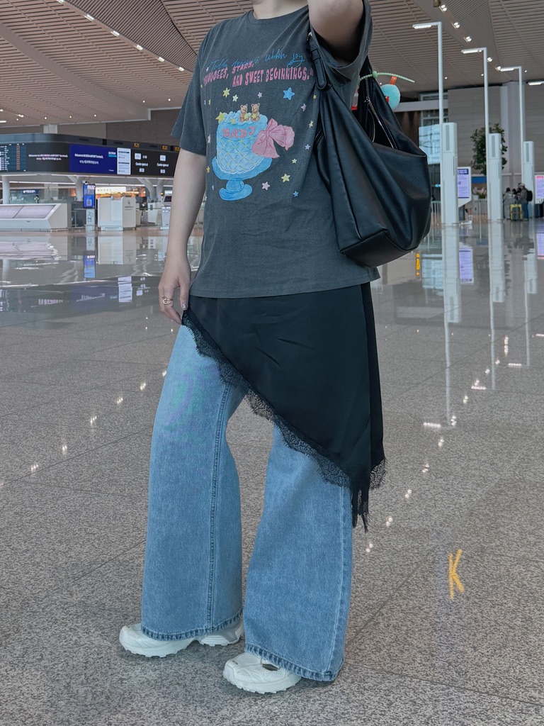 BB897321-21BE-48A4-881A-682D078A2BC6_1_105_c