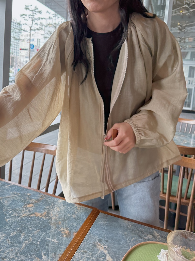 C8DD9E2F-B1CD-4763-8011-CD28E7B94240_1_105_c