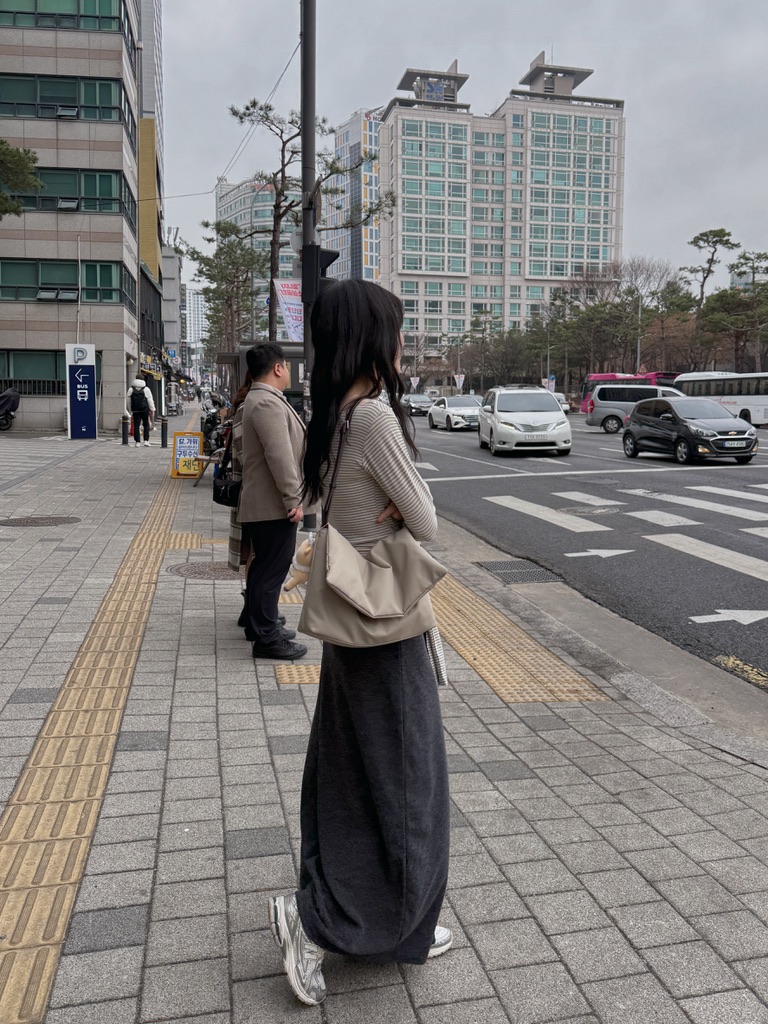 DACBD085-E21E-44AE-A64E-2F1491E71126_1_105_c