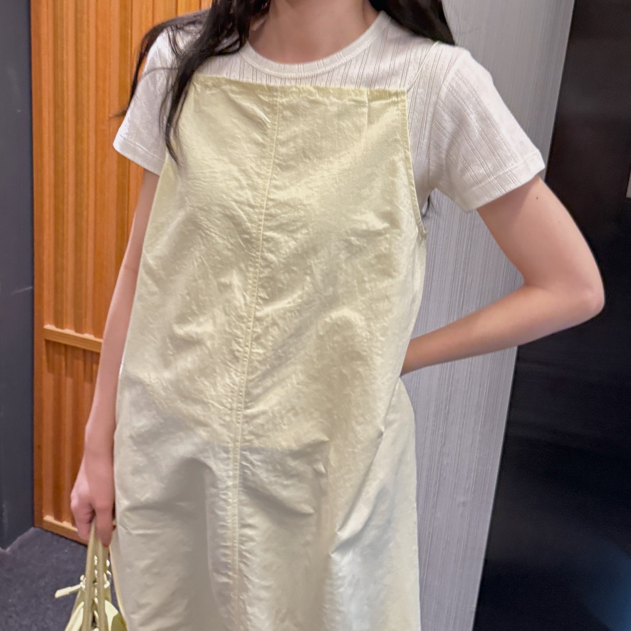 B8B59934-21A9-4EF9-B4F8-7594B6E73054_1_105_c