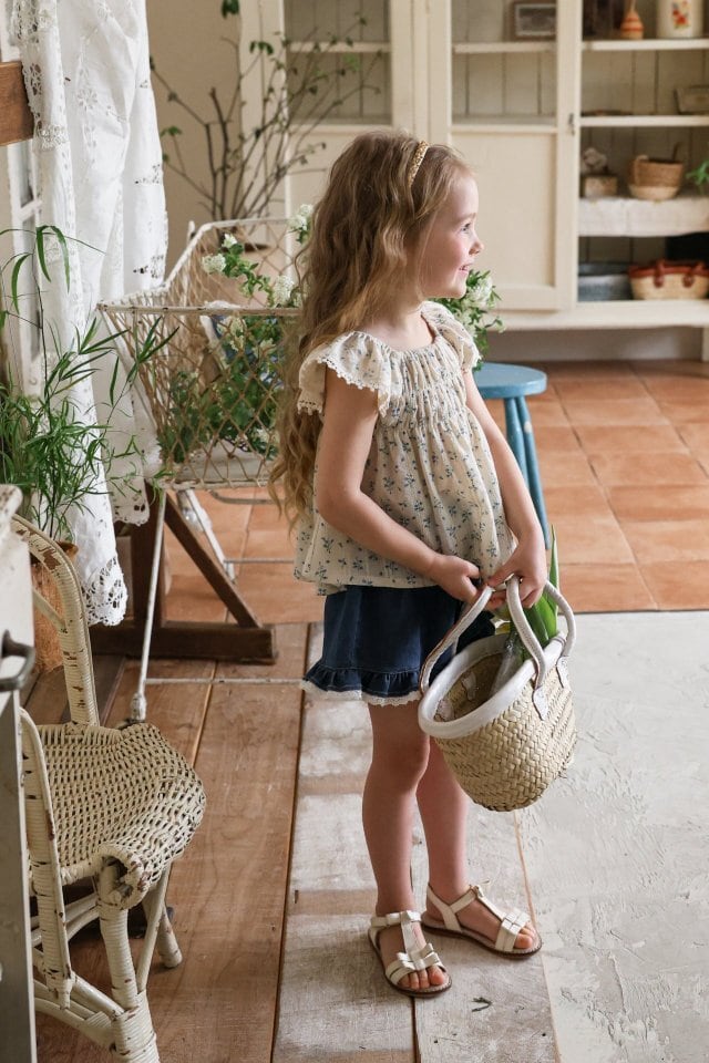 1546088B-DD7C-434C-9BD4-CE32C78716A6