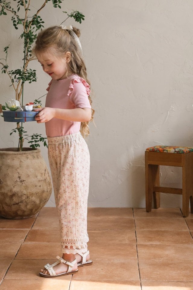 47A64B24-36DA-4627-8C87-FB5A6C9B2351