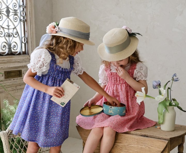 37C69FFF-9FC1-445E-B999-AD5368B3D828