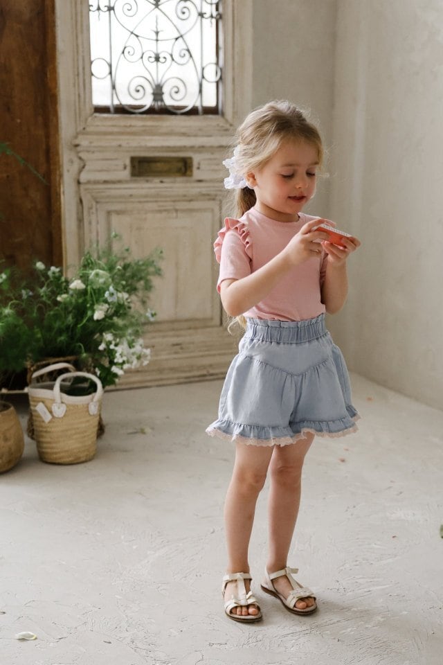 CE440E2C-99A7-4D29-A2A5-86D31D75564C