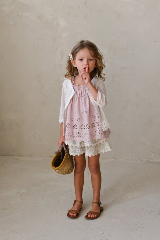 6B55241A-166E-43B8-9788-FDD19A94E10E