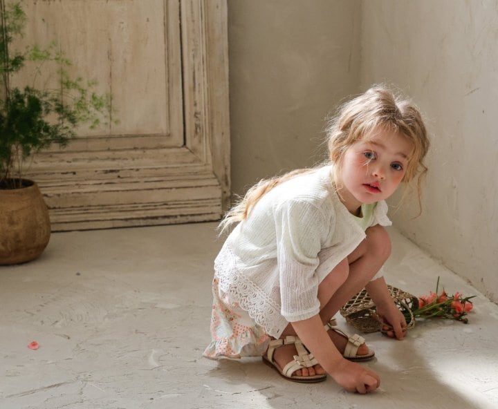 92D3B82A-810A-44F9-818F-0936BC5818DB