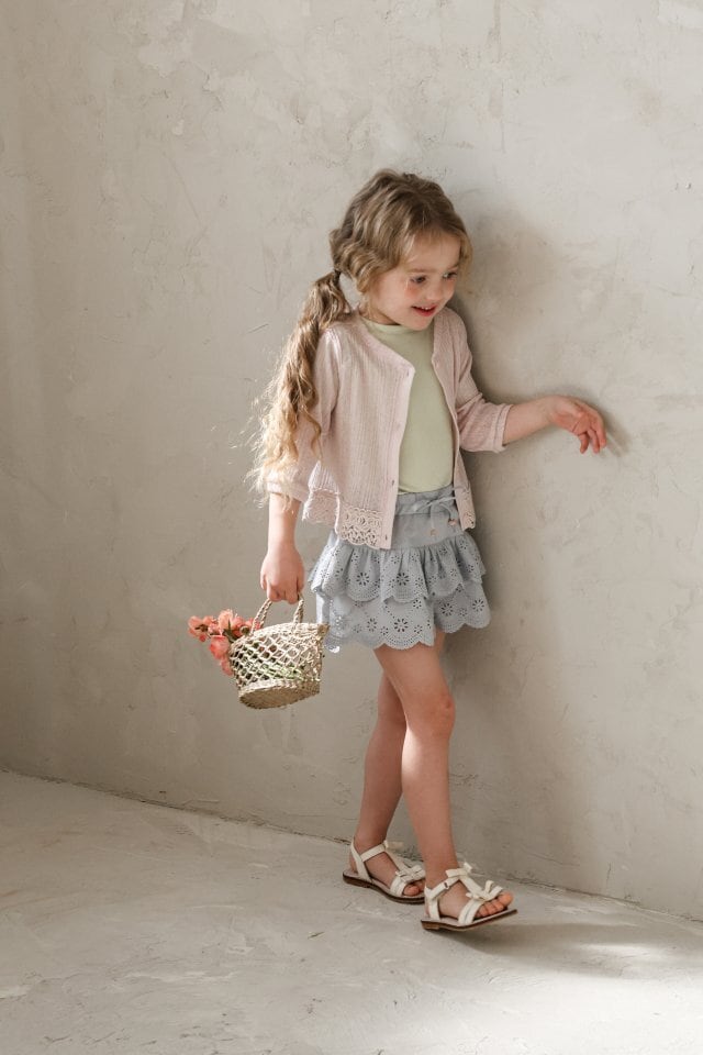 27DA776D-B3E7-46D6-9C41-484B5921889A