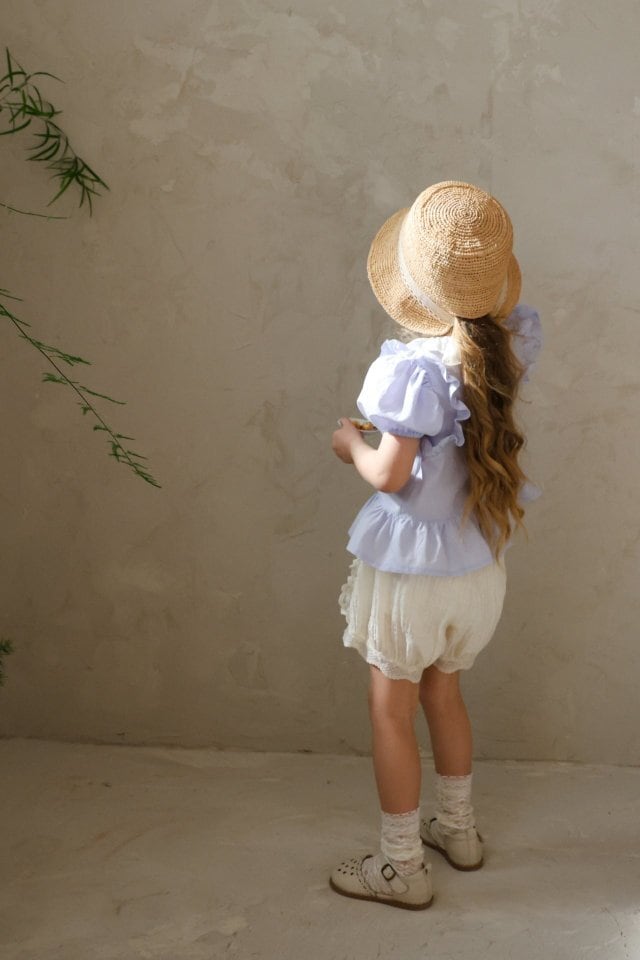 9EA45870-7E42-45FD-8D8E-69B2CF0613B8