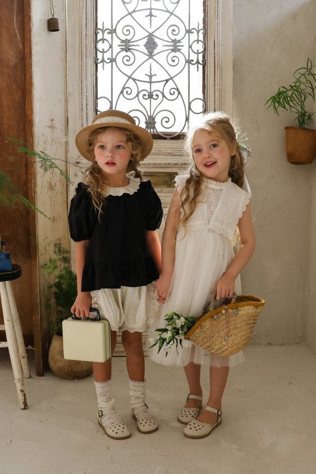 C7E3BD7F-59AB-4CC4-9026-2585BD73EB00