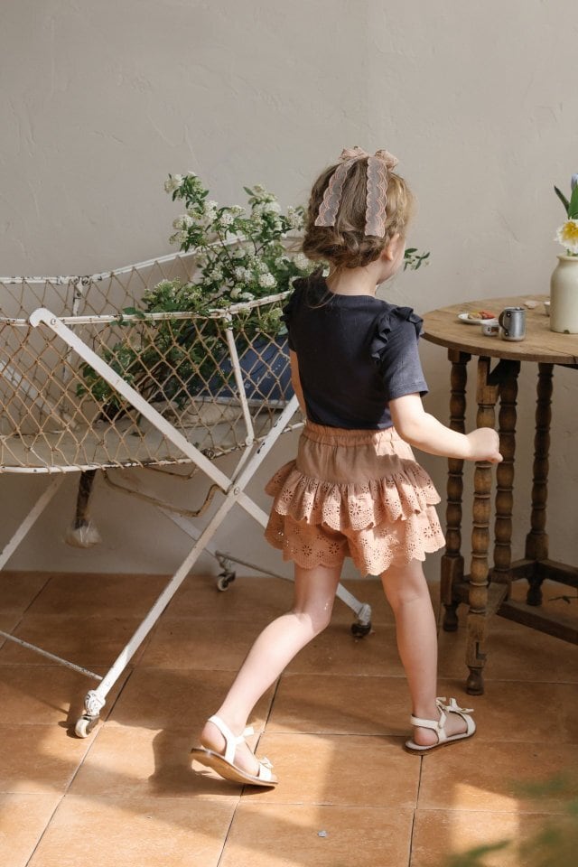 F4D2092A-1CA9-485C-BB52-0132072CAB3A