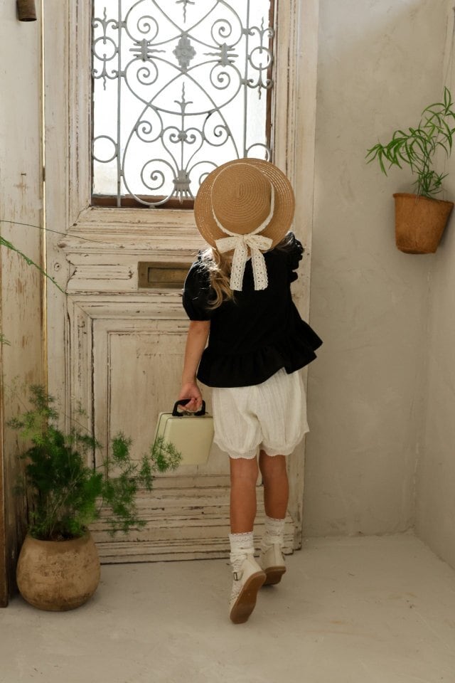 3356BB0F-79D8-4C8C-B819-3319AD46DDFF