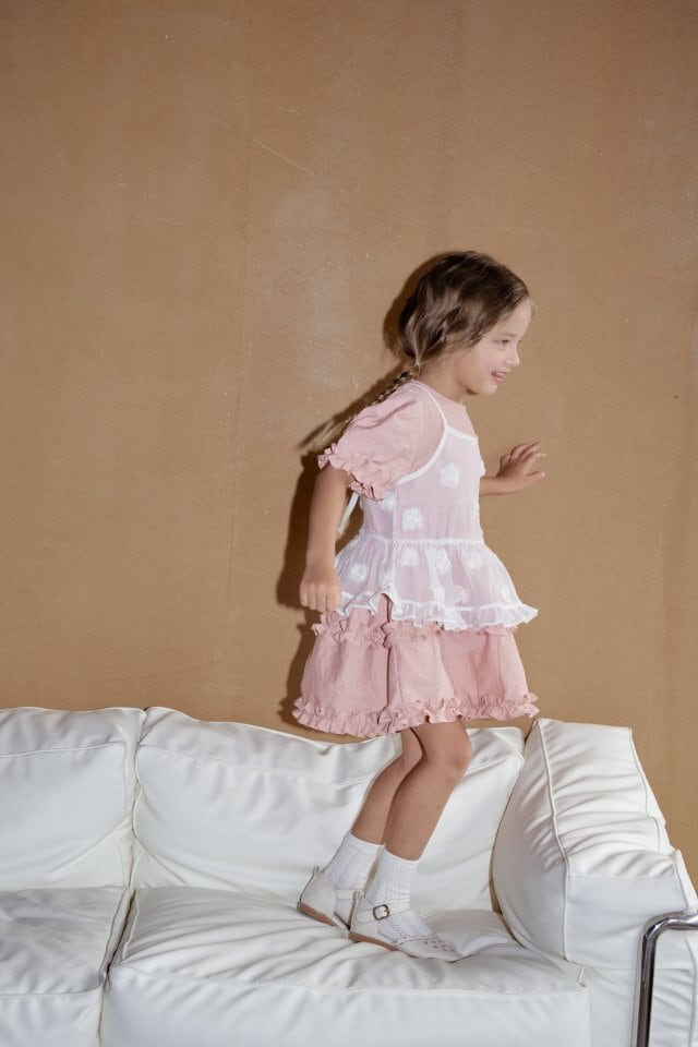 04222124-92D6-4994-BE1A-9CA01C1A878D