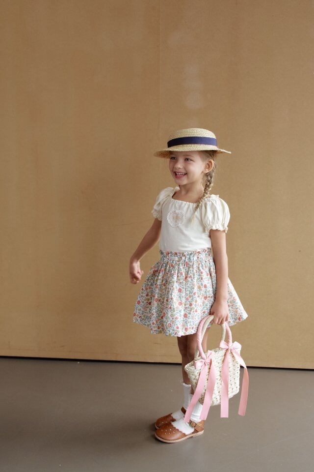 3B948E70-2ABB-48CD-AFF2-B24ABCFDF4BA