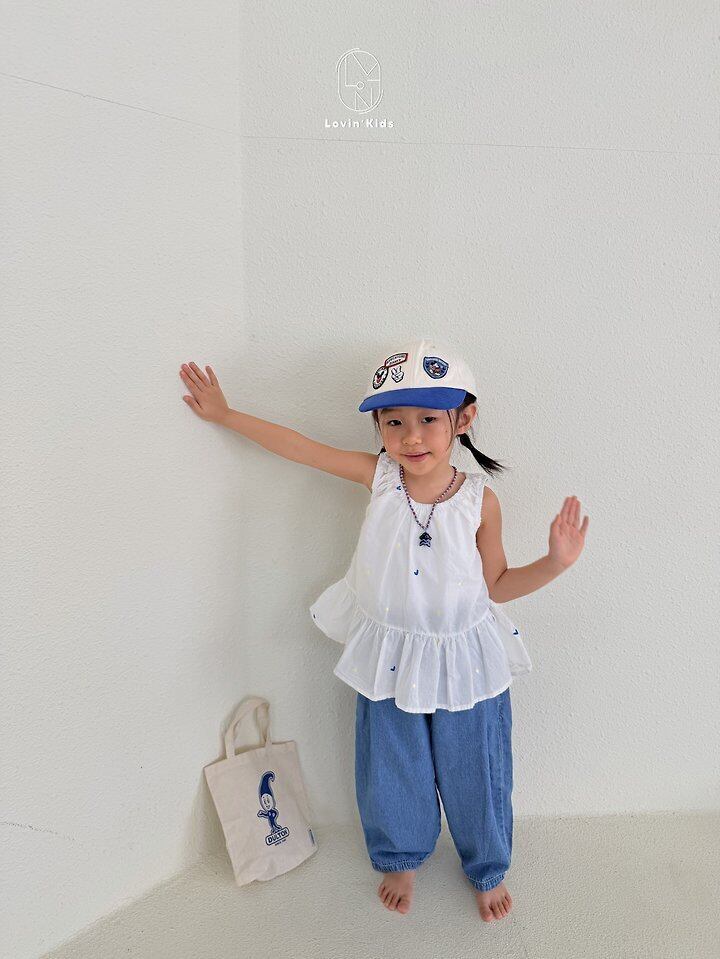 52CDD359-FD68-4860-BB2E-95179900CA29