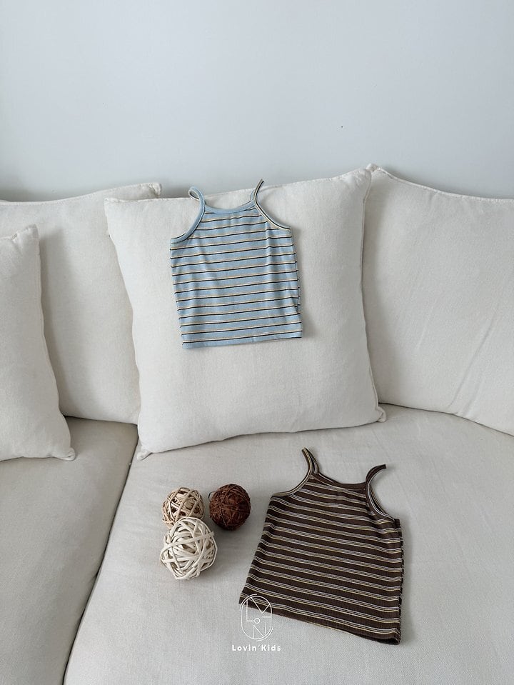 CEF8B275-4696-4692-88DF-EE1EDFF3F397