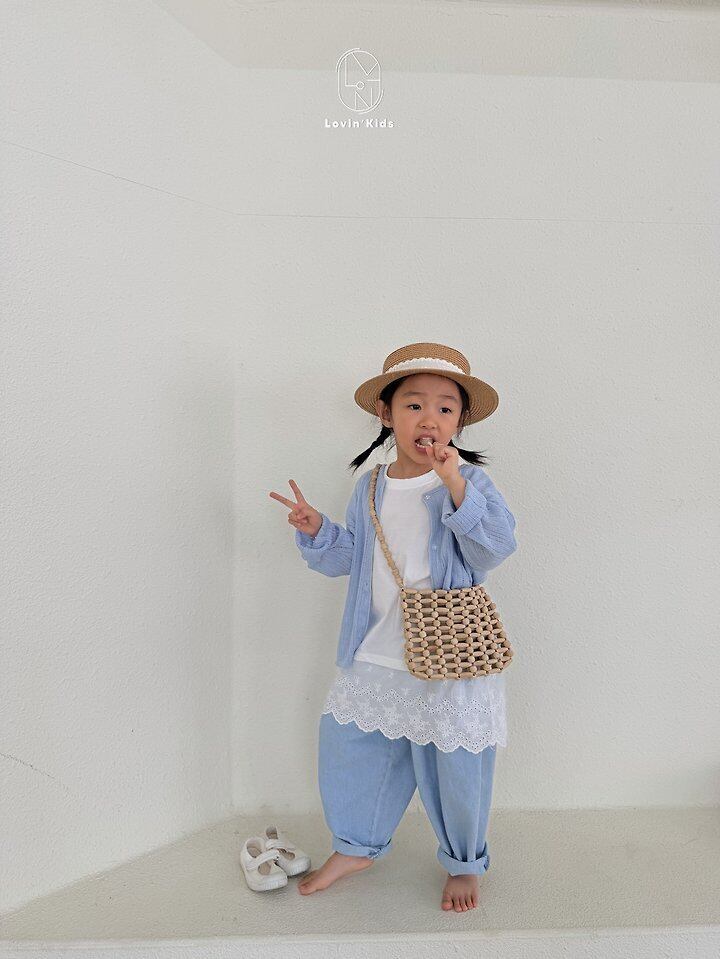 84164435-8A9E-40A6-9CA4-2E50768F7408