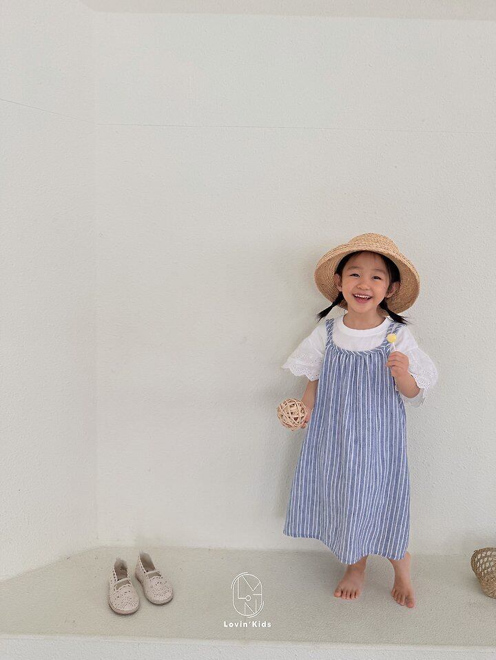 80D82179-3802-4E74-BDA2-BE0FE15CD95A