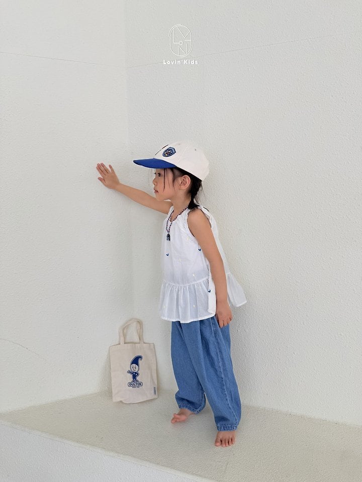 2B416232-BB4B-4C8A-A8C6-1B0E469A03E7